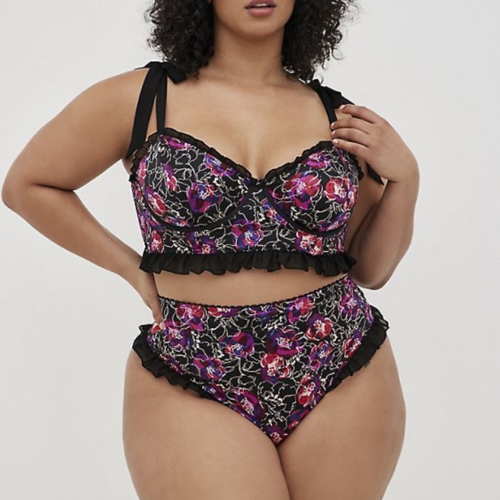 Floral Bra and matching thong size 2